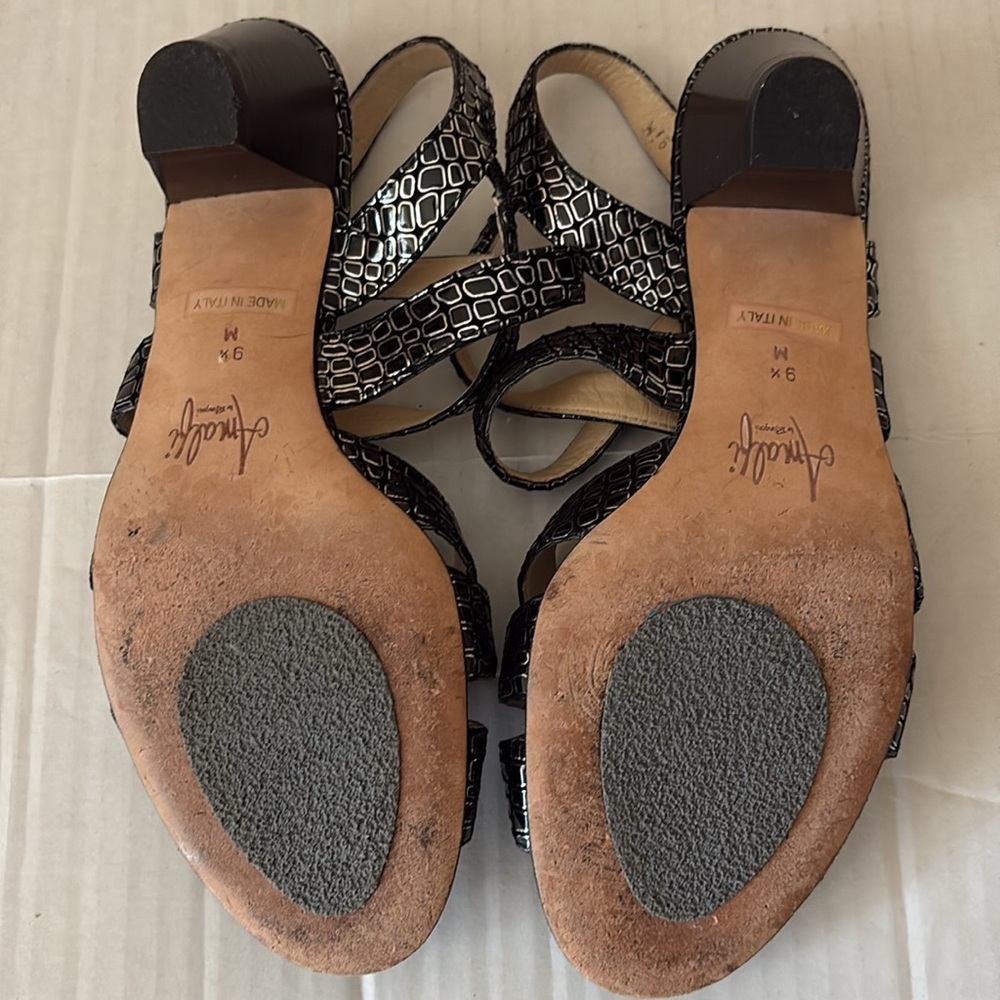 Amalfi by Rangoni Sandals, leather, Black with silver accents, size 9.5 - Picture 5 of 8